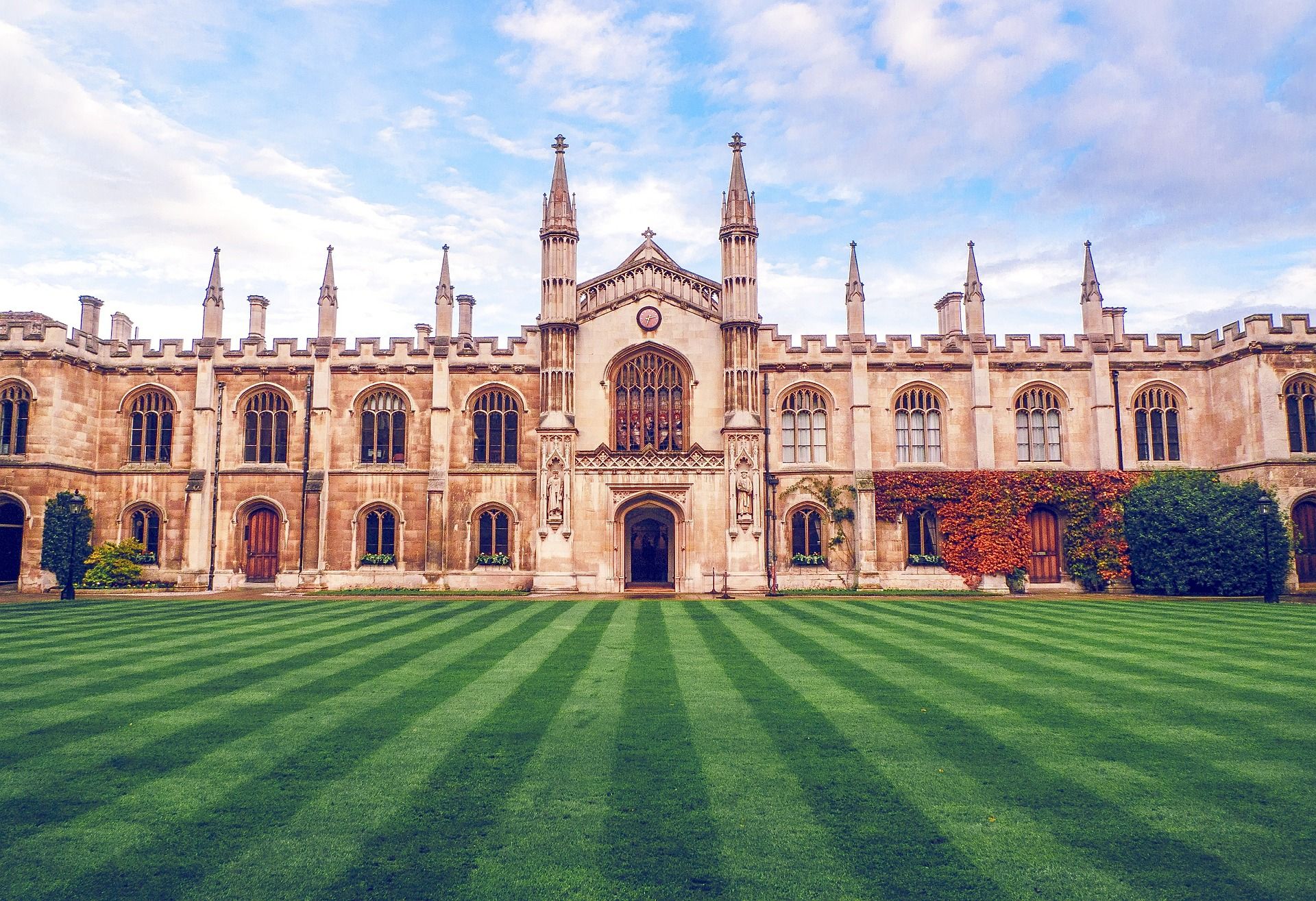 Топ 10 найстаріших університетів